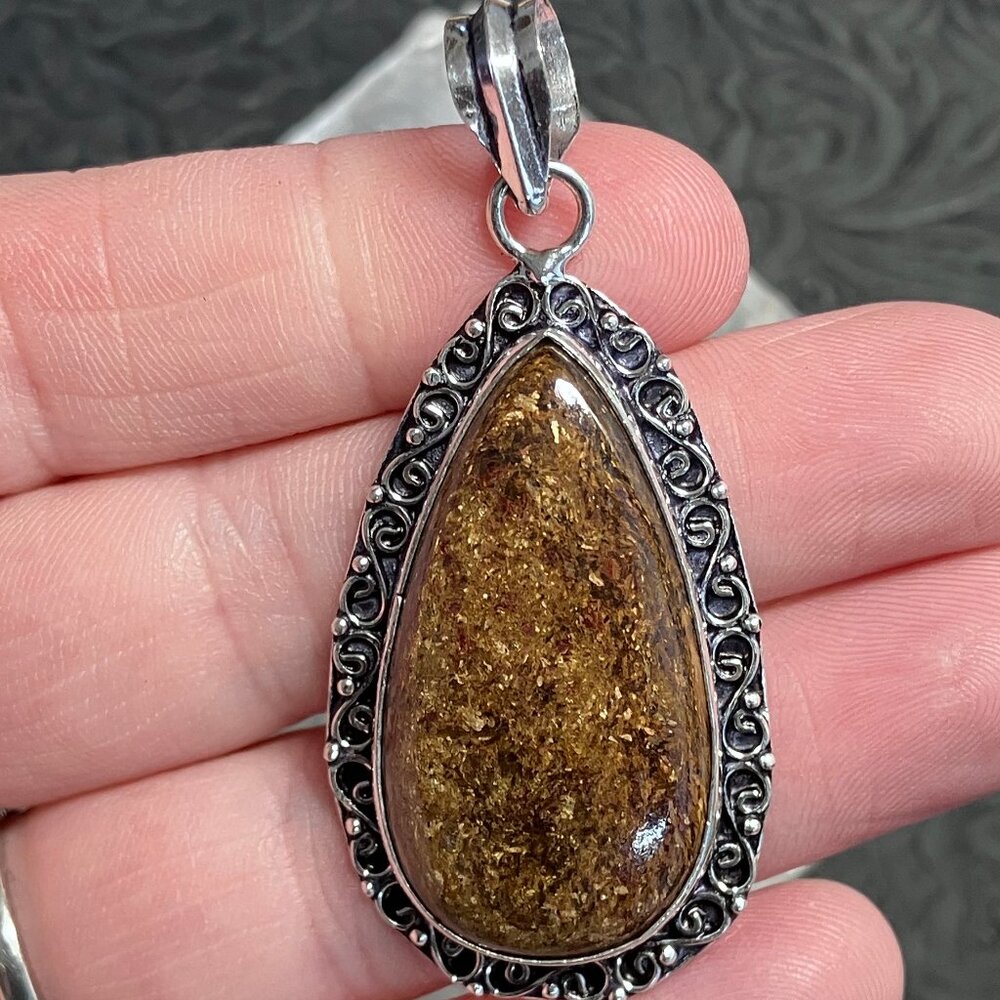 Natural Bronzite Crystal Stone Jewelry Pendant
